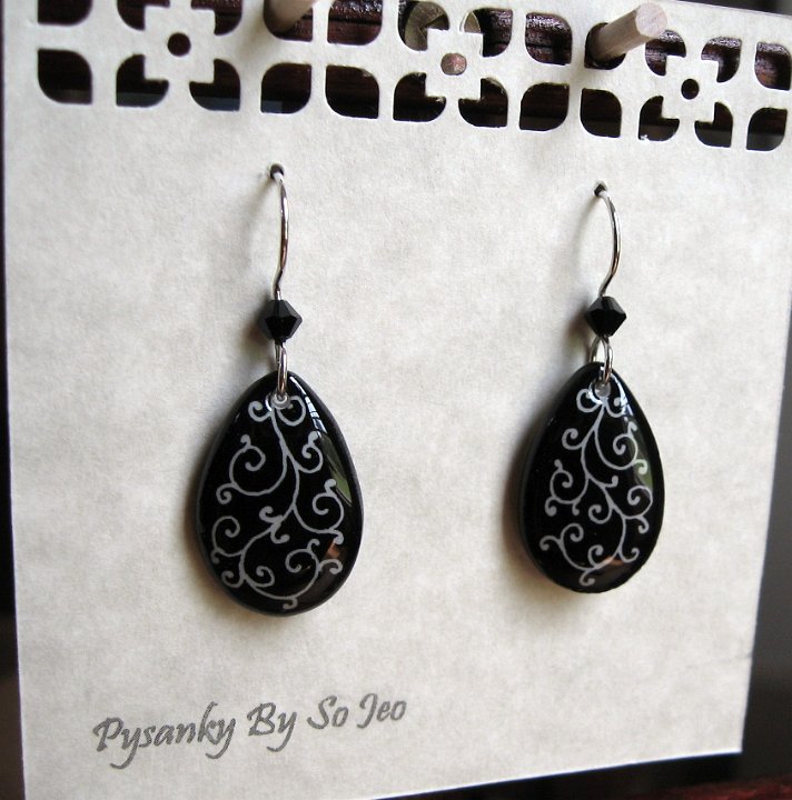 filigree Black Sm Teardrop